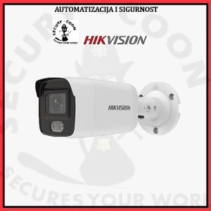 KAMERA 4MP HIKVISION DS-2CD2047G2-L (2.8mm) KAMERA DS-2CD2047G2-L (2.8mm) je visokokvalitetna kamera koja pruža izuzetne performanse i napredne karakteristike. Ova kamera dolazi sa brojnim funkcijama koje omogućavaju jasnu i oštru sliku, čak i u uslovima slabog osvjetljenja. Jedna od glavnih karakteristika ove kamere je njena rezolucija od 4MP, koja omogućava snimanje visokokvalitetnih video zapisa sa rezolucijom od 2688 x 1520 piksela pri brzini od 25 frejmova u sekundi. Ova visoka rezolucija omogućava detaljno snimanje i jasno prepoznavanje lica i registarskih tablica. Kamera DS-2CD2047G2-L (2.8mm) također ima ugrađenu ColorVu tehnologiju koja omogućava snimanje slika u boji 24 sata dnevno. Ova funkcija je posebno korisna u situacijama sa slabim osvjetljenjem, gdje većina drugih kamera snima samo crno-bijele slike. Ova kamera također ima mogućnost razlikovanja osoba i vozila zahvaljujući Deep learning algoritmu. Ovo omogućava precizno prepoznavanje objekata i poboljšava ukupnu sigurnost. Kamera DS-2CD2047G2-L (2.8mm) također dolazi sa IP67 zaštitom, što znači da je otporna na prašinu i vodootporna. Ova zaštita omogućava kameri da radi pouzdano i u ekstremnim vremenskim uslovima. Senzor ove kamere je 1/1.8" Progressive Scan CMOS, koji omogućava visoko kvalitetno snimanje slike i oštre detalje. Leća kamere je 2.8mm, sa širokim uglom od 112°, što omogućava snimanje većeg područja. Domet infracrvenog osvjetljenja ove kamere je 40m, što omogućava snimanje i u potpunom mraku. Ovo je posebno korisno u situacijama sa slabim osvjetljenjem ili noćnim snimanjima. Kamera DS-2CD2047G2-L (2.8mm) podržava različite kompresijske formate, uključujući H.265+, H.265, H.264+ i H.264. Ovi formati omogućavaju efikasno snimanje i skladištenje video zapisa bez gubitka kvaliteta. Minimalno osvjetljenje ove kamere je 0.0005Lux, što omogućava jasno snimanje čak i u uslovima slabog osvjetljenja. Ukratko, KAMERA DS-2CD2047G2-L (2.8mm) je visokokvalitetna kamera sa brojnim naprednim funkcijama. Ova kamera pruža izuzetnu rezoluciju, snimanje u boji 24 sata dnevno, mogućnost razlikovanja objekata i visok nivo zaštite. Bez obzira da li se koristi za nadzor doma, poslovnog prostora ili javnih prostora, ova kamera će pružiti pouzdane i visokokvalitetne rezultate.