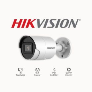 KAMERA 6MP HIKVISION DS-2CD2063G2-I (2.8mm) KAMERA DS-2CD2063G2-I(2.8mm) je kamera visoke kvalitete koja se može montirati u 3 osi. Ova kamera ima Acusense tehnologiju koja omogućuje detekciju uljeza, prolaz linije i filtriranje lažnih alarma pomoću Deep learning algoritma. Osim toga, kamera ima mogućnost razlikovanja osoba i vozila. Ova kamera ima senzor 1/2.8" progresiveScan CMOS i leću od 2.8mm (107°) što omogućuje jasne i precizne slike. Domet IR-a je do 40m što znači da će kamera biti u stanju snimati i noću. KAMERA DS-2CD2063G2-I(2.8mm) ima 6MP i može snimati u rezoluciji 3200 × 1800@30fps. Kamera ima PoE, IP67 i IK10 certifikate što znači da je otporna na prašinu i vodu te na udarce. Također, kamera ima 3D-DNR, 120 dBWDR, BLC i micro SD slot. Ova kamera je idealna za nadzor područja interesa i može se koristiti u raznim situacijama, od kućne sigurnosti do sigurnosti u poslovnim prostorima.